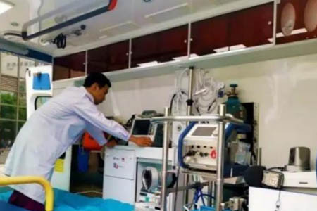 工业5G智能网关云可提供安全可靠医疗数据传输，车辆管理系统、医疗设备信息采集传输系统、高清视频和 AR/MR 的指导系统，实现实时传输高清音视频、超媒体病历、急救地图和大屏公告等通过蓝狮5G智能网关进行传输。