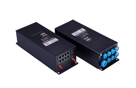 BMG8200网关，是蓝狮在线专为智慧路灯杆、智能灯杆、5G路灯杆、多功能杆等场景应用而研发的智能网关，配置7路LAN口、1路WAN口、4路POE供电、2路千兆光口等，具有强大的供电能力、设备接入能力、通信协议转换、运算处理能力、联动控制能力。