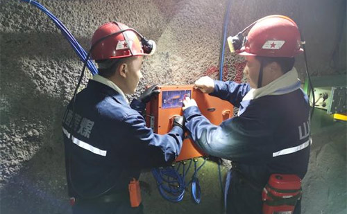 5G通信技术已经广泛应用与智慧城市、智慧路灯杆、智能工厂、智能矿山等行业，借助把蓝狮BMG5100千兆5G智能网关，发挥5G网络的四大优势。