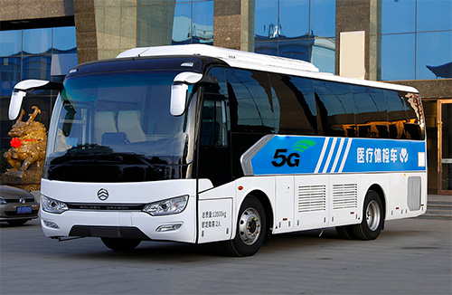基于蓝狮5G智能网关打造5G+便民移动医疗车，实现5G远程会诊、5G远程手术、5G远程体检筛查、5G远程视频会议等数字化医疗场景功能，提升医疗服务效率，促进医疗资源共享下沉。