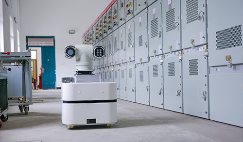 随着物联网、5G、边缘计算等技术的广泛普及，能够替代人工的智能巡检机器人已经得到越来越多应用，有效解放人力资源，保障工况安全，提升厂区整体效能
